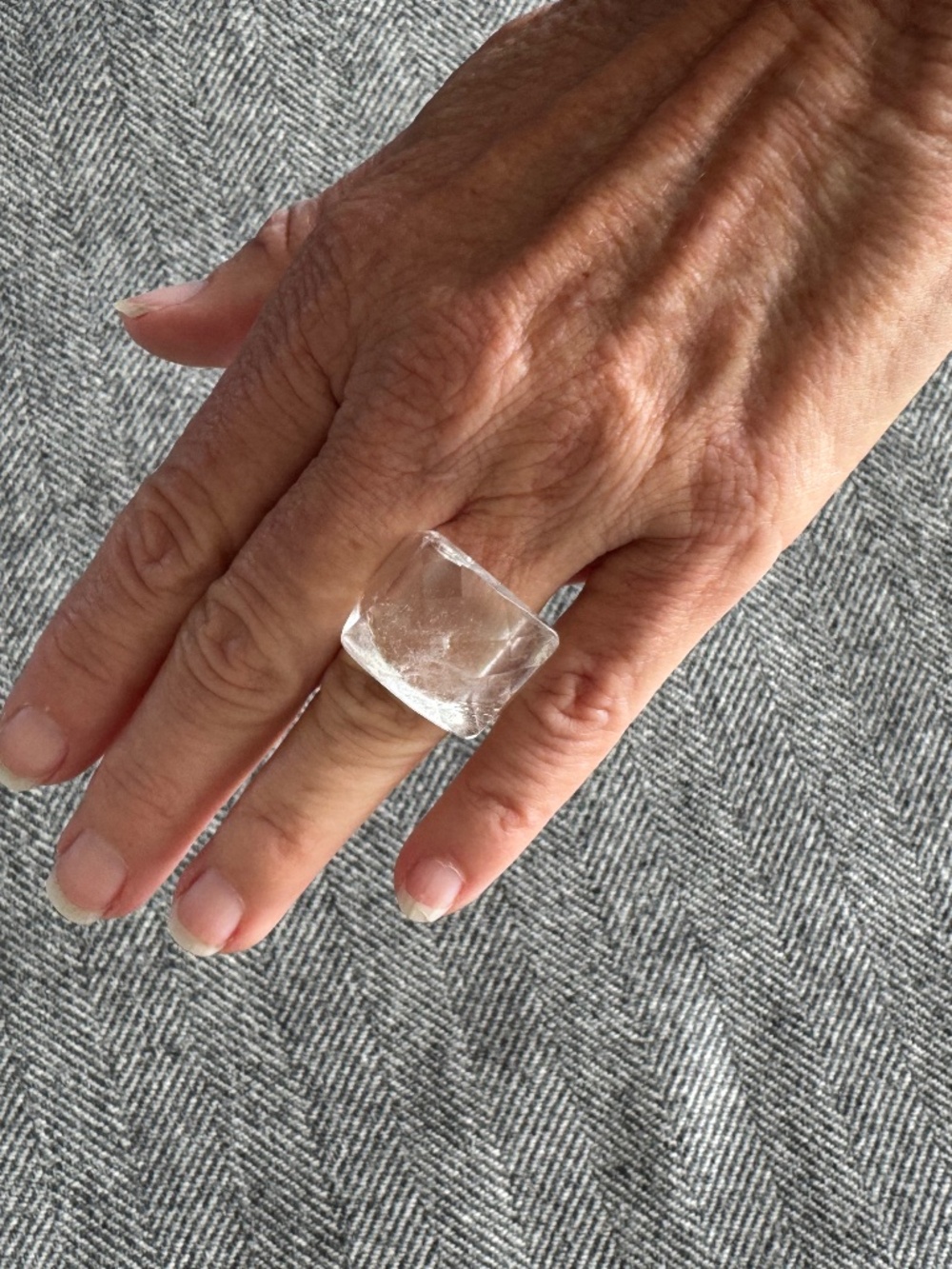 NWOT, ROOST, FACETED TOP, CLEAR ACRYLIC RING, SIZE 7 - Picture 2 of 14